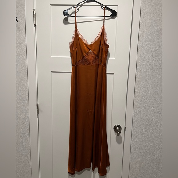Rust color Petal and Pup midi dress. Worn once. Like new quality. - Picture 4 of 5